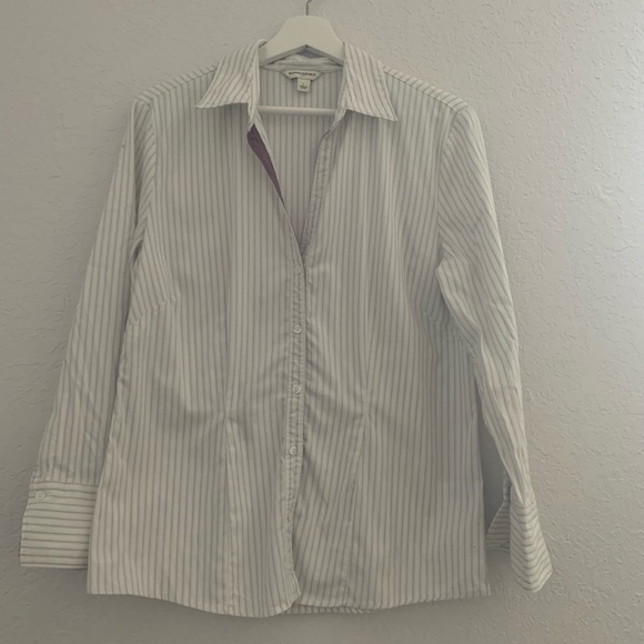 Banana Republic Tops - Banana Republic White Button Down Shirt